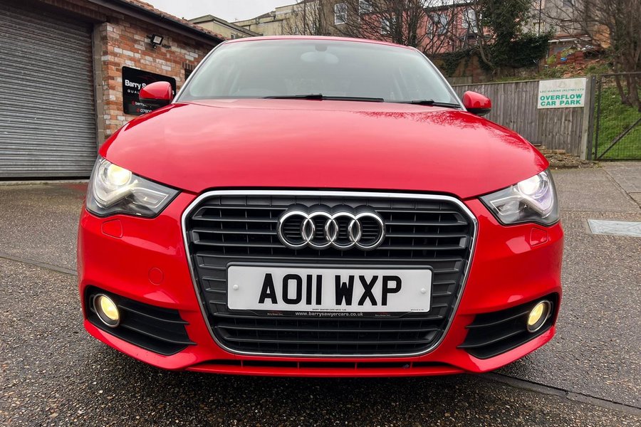 2011 (11) Audi A1 Sport 1.6 TDI Start / Stop