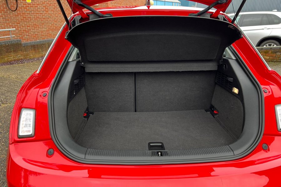 2011 (11) Audi A1 Sport 1.6 TDI Start / Stop