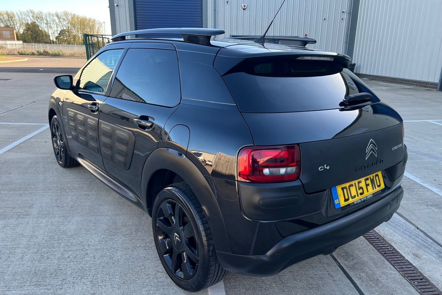 2015 (15) Citroen C4 Cactus Flair Blue Hdi 1.6