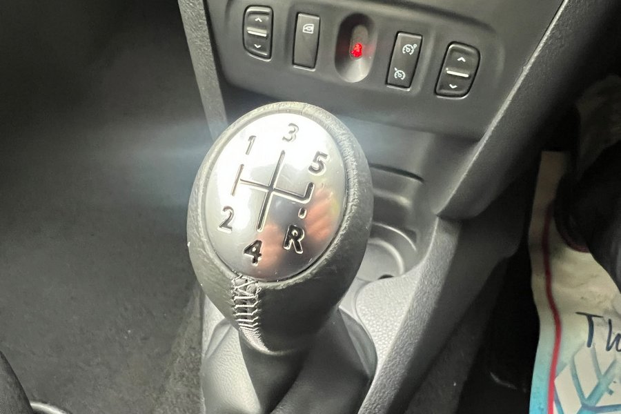 2015 (15) Dacia Sandero Stepway 0.9TCE Laureate  