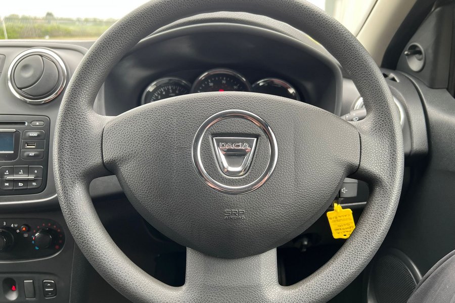 2014  (64) Dacia Sandero Ambience Tce 0.9 