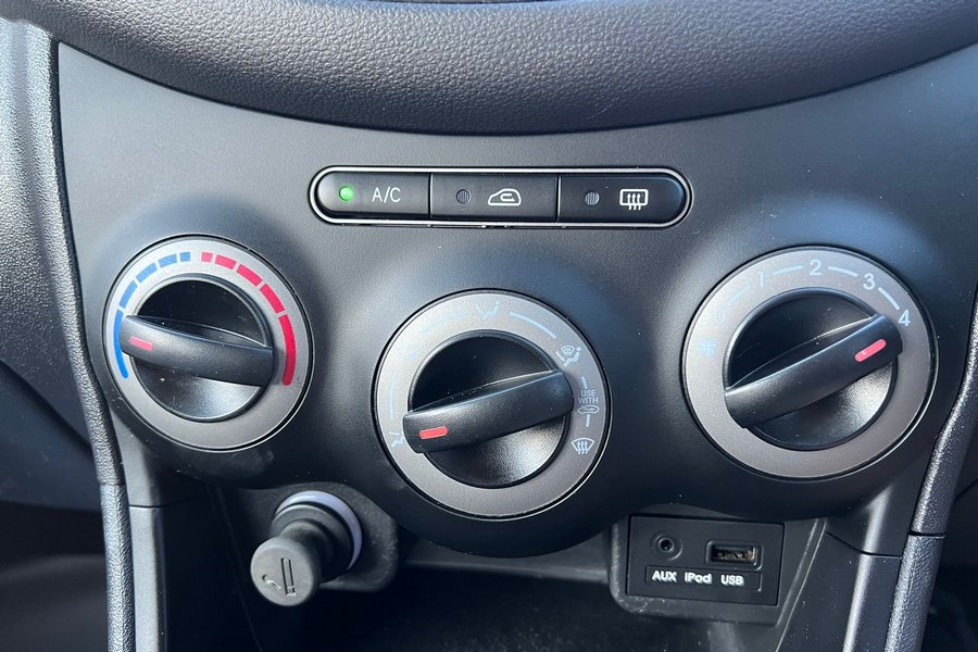 2013 (13) Hyundai 1.2 Active