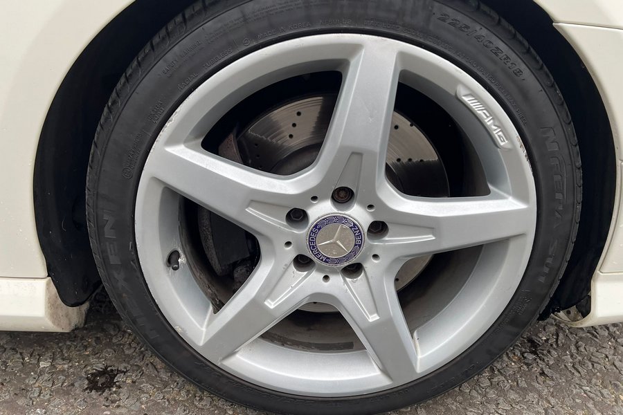 2012 (12) Mercedes 250 SLK AMG Sport CDI Automatic 