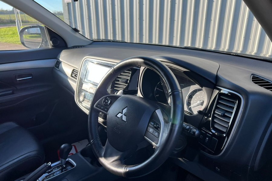 2013 Mitsubishi Outlander GX 4 Di-D 147 2.2 