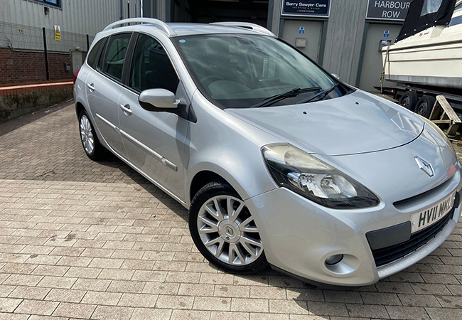 2011 (11) Renault Clio Dynamique TomTom TCE Estate 1.2  - Lowestoft - Oulton Broad