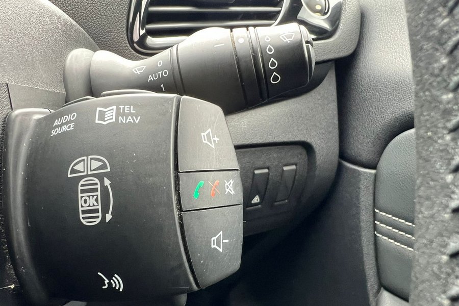 2011  Renault Scenic Dynamique TomTom 1.5 DCI 