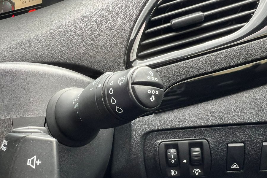 2011  Renault Scenic Dynamique TomTom 1.5 DCI 