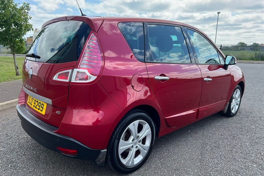 2011  Renault Scenic Dynamique TomTom 1.5 DCI 
