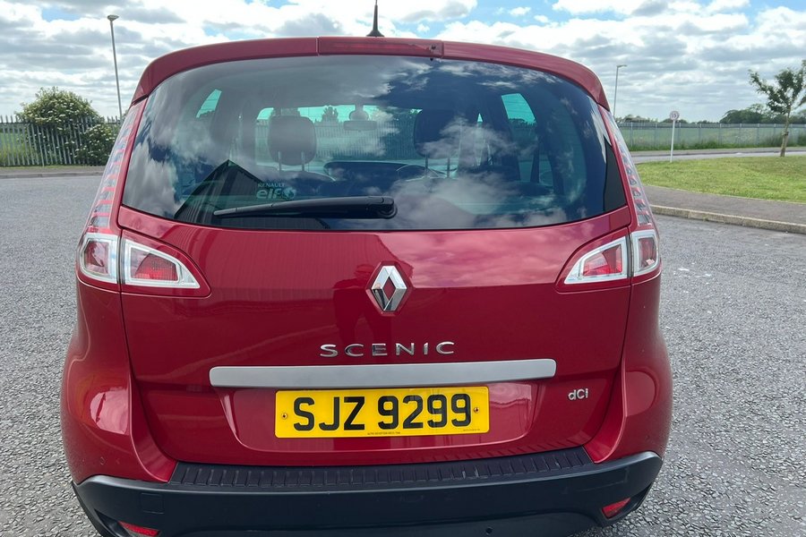 2011  Renault Scenic Dynamique TomTom 1.5 DCI 