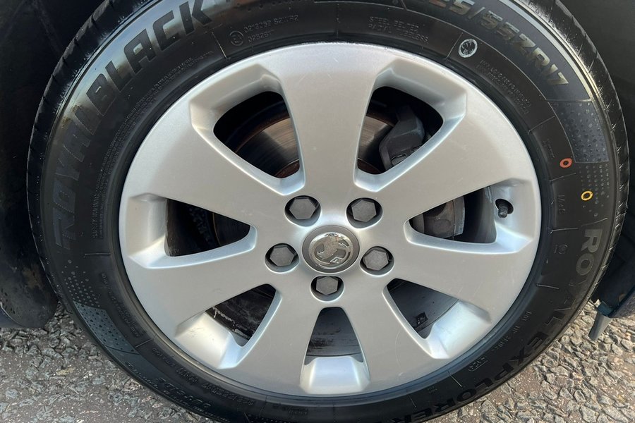 2011 (11) Vauxhall Insignia 2.0 CDTI Sri Nav