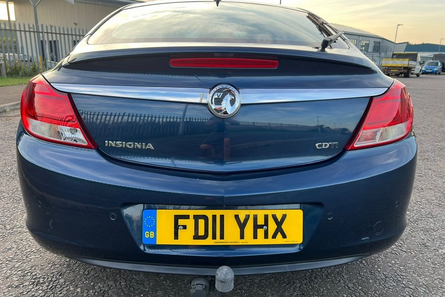 2011 (11) Vauxhall Insignia 2.0 CDTI Sri Nav